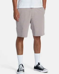 RVCA Shorts / Hybrids><noscript><img width=