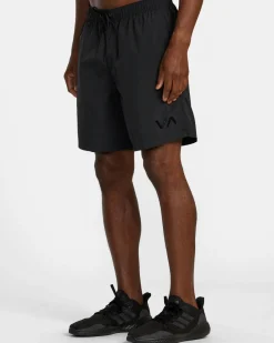 RVCA Shorts / Hybrids><noscript><img width=