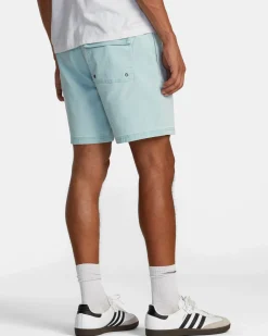 RVCA Shorts / Hybrids><noscript><img width=