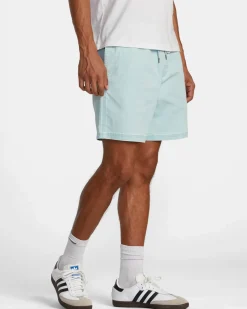 RVCA Shorts / Hybrids><noscript><img width=