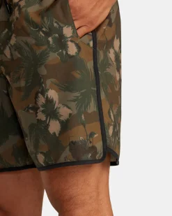 RVCA Shorts / Hybrids><noscript><img width=