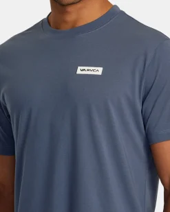 RVCA Workout Shirts|Tees / Tanks><noscript><img width=