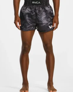 RVCA Shorts / Hybrids><noscript><img width=