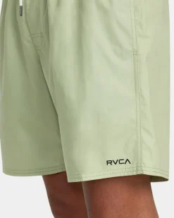 RVCA Shorts / Hybrids><noscript><img width=
