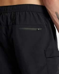 RVCA Shorts / Hybrids><noscript><img width=
