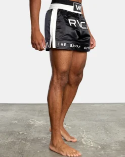RVCA Shorts / Hybrids><noscript><img width=