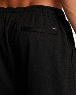 RVCA Shorts / Hybrids><noscript><img width=