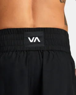RVCA Shorts / Hybrids><noscript><img width=